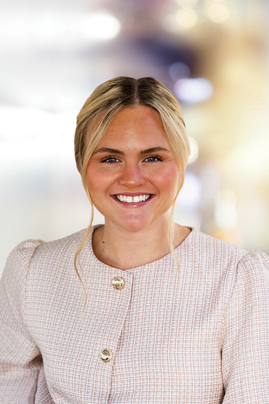 Portrait of Devin Tickle, REALTOR®.
